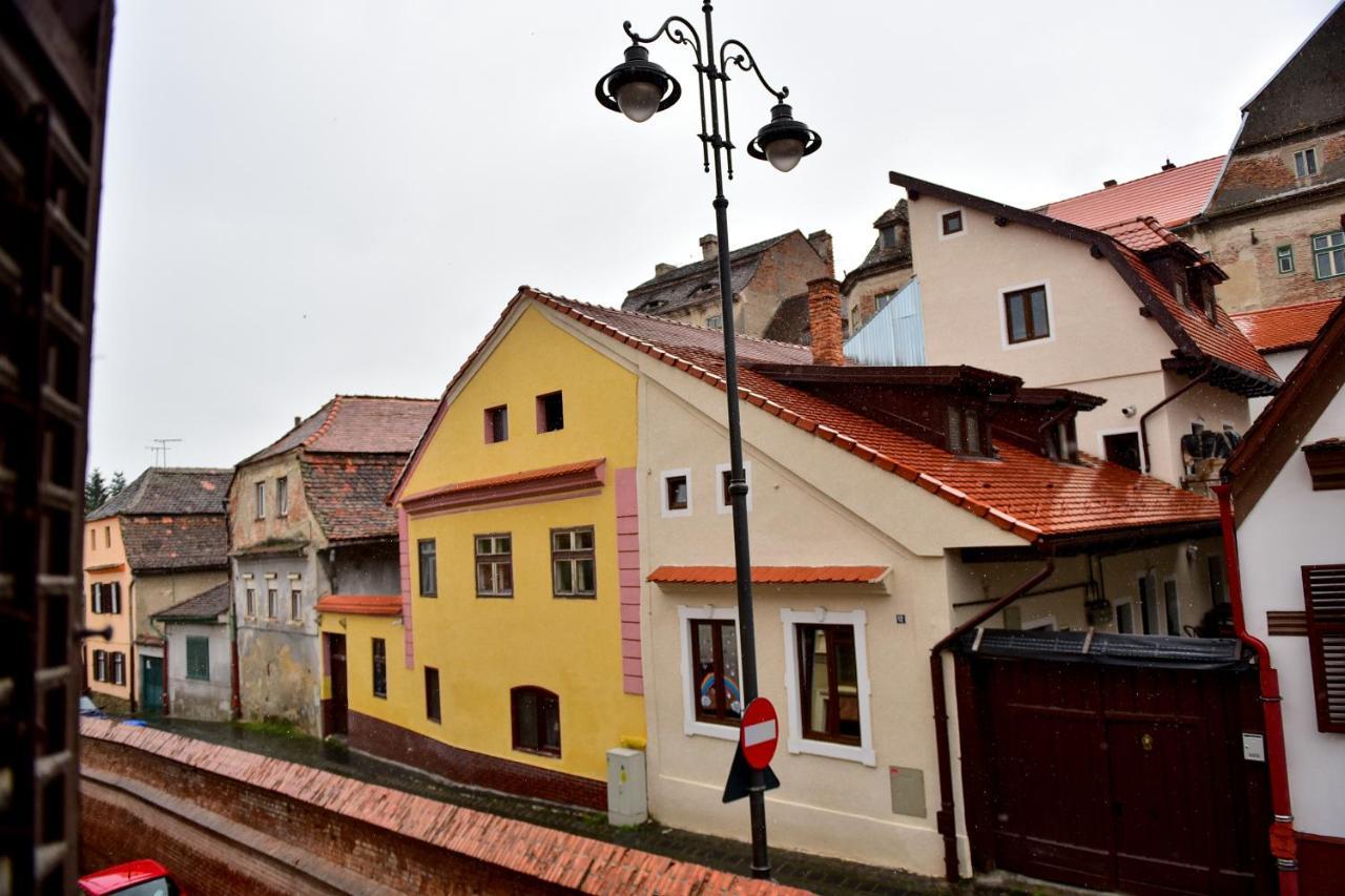 Flh - Anna'S Guest House Sibiu Buitenkant foto